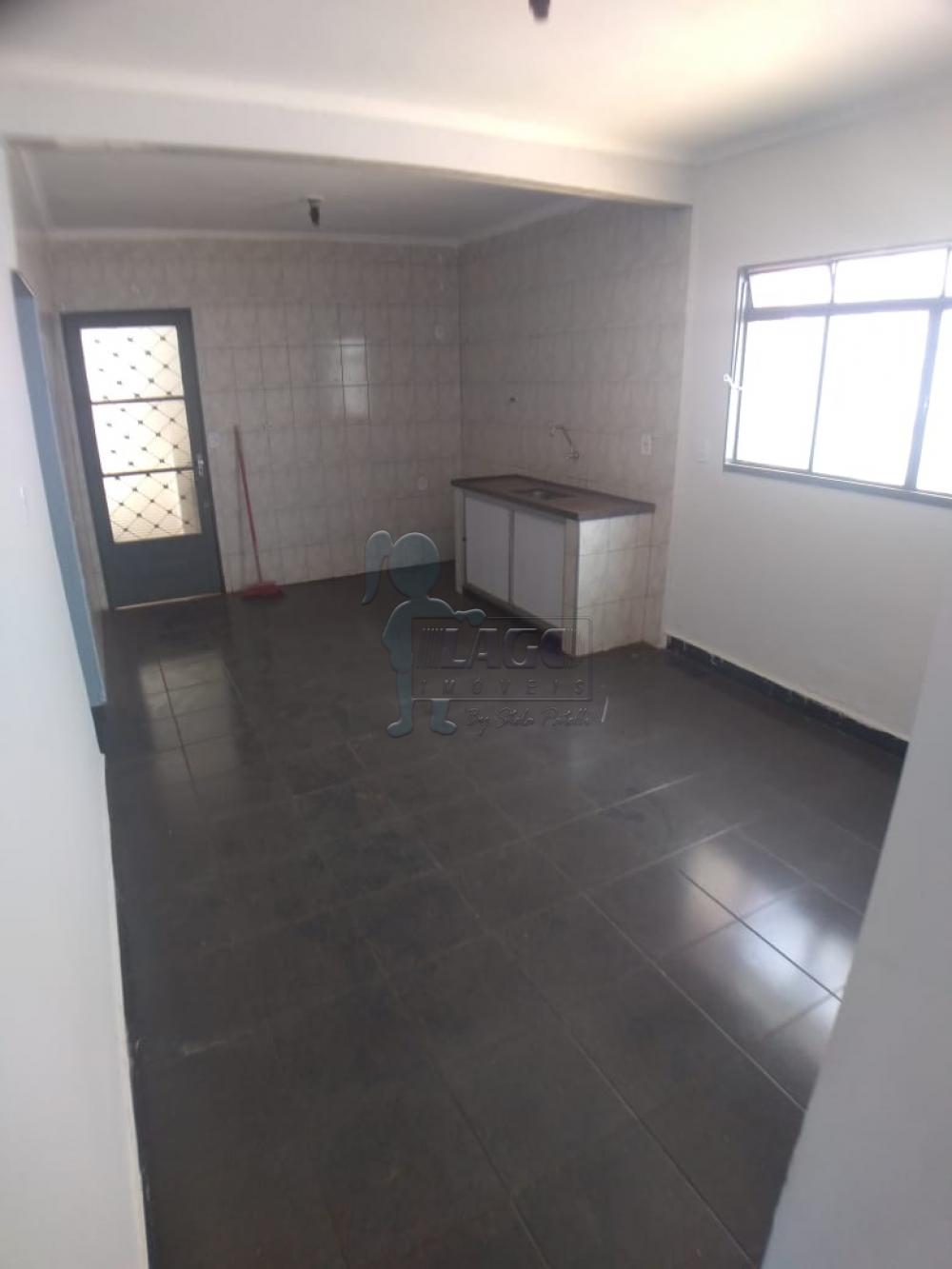 Alugar Casas / Padrão em Ribeirão Preto R$ 700,00 - Foto 14