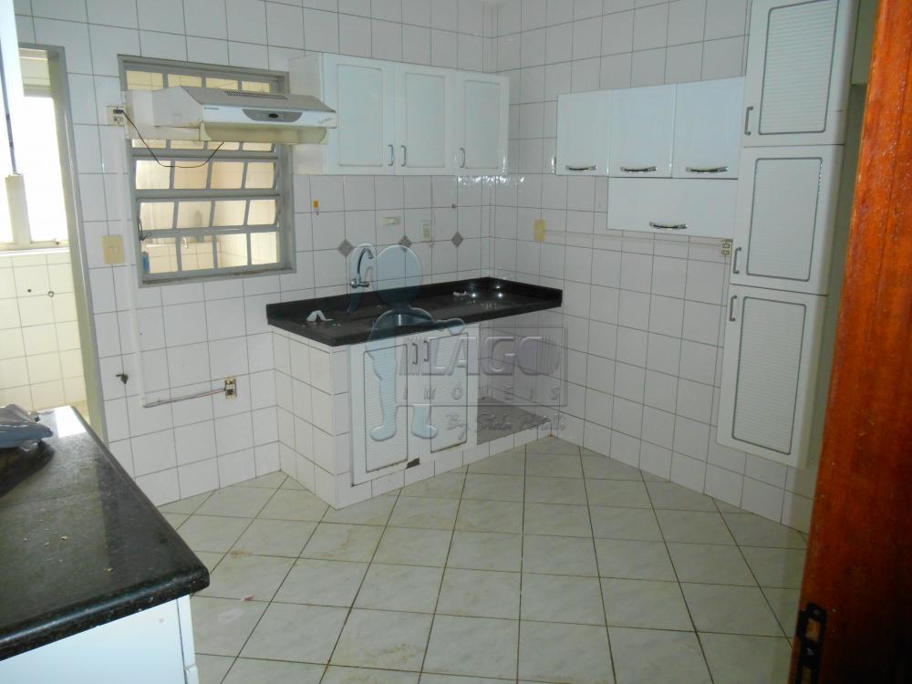 Alugar Apartamentos / Padrão em Ribeirão Preto R$ 850,00 - Foto 3