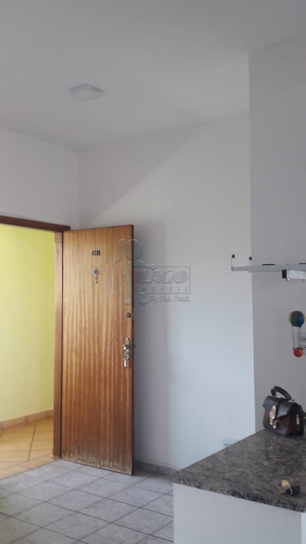 Comprar Apartamentos / Padrão em Ribeirão Preto R$ 185.000,00 - Foto 2