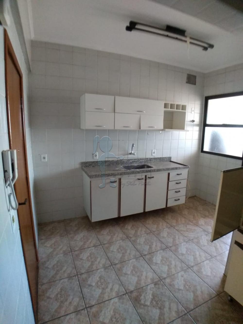 Alugar Apartamentos / Padrão em Ribeirão Preto R$ 850,00 - Foto 3