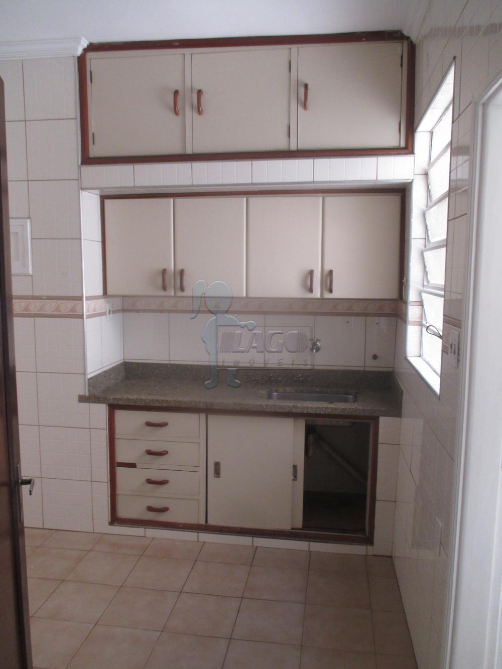 Alugar Apartamentos / Padrão em Ribeirão Preto R$ 800,00 - Foto 3