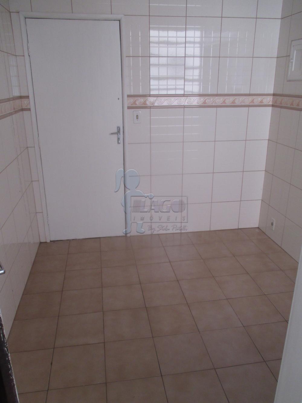 Alugar Apartamentos / Padrão em Ribeirão Preto R$ 800,00 - Foto 4