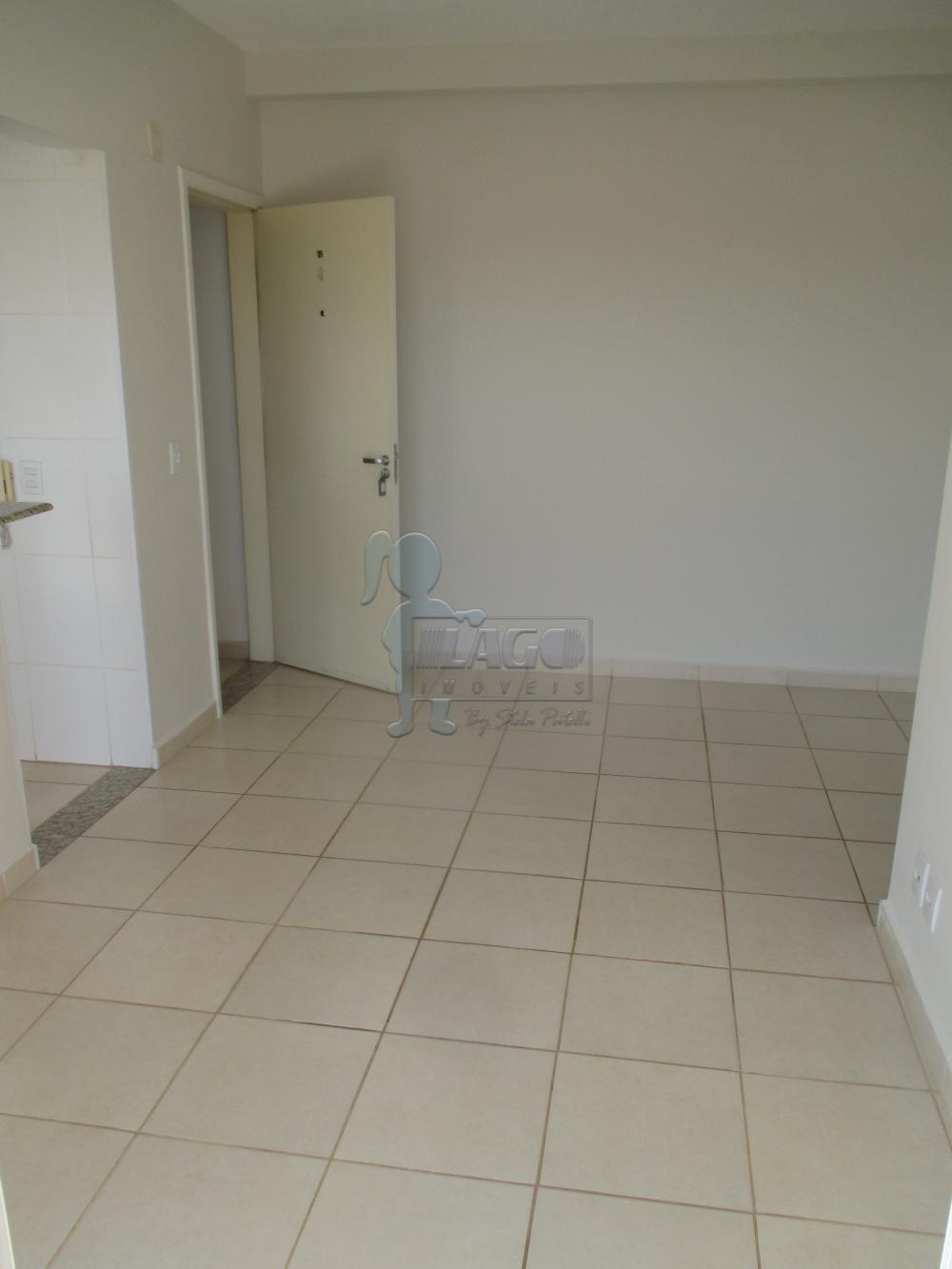 Alugar Apartamentos / Padrão em Ribeirão Preto R$ 850,00 - Foto 3