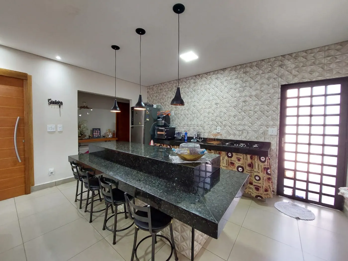 Alugar Casas / Condomínio em Ribeirão Preto R$ 750,00 - Foto 4