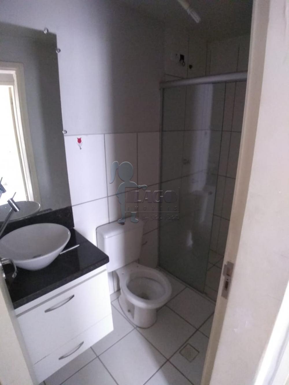 Alugar Apartamentos / Padrão em Ribeirão Preto R$ 700,00 - Foto 3