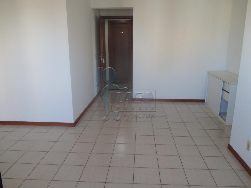 Alugar Apartamentos / Padrão em Ribeirão Preto R$ 1.200,00 - Foto 1