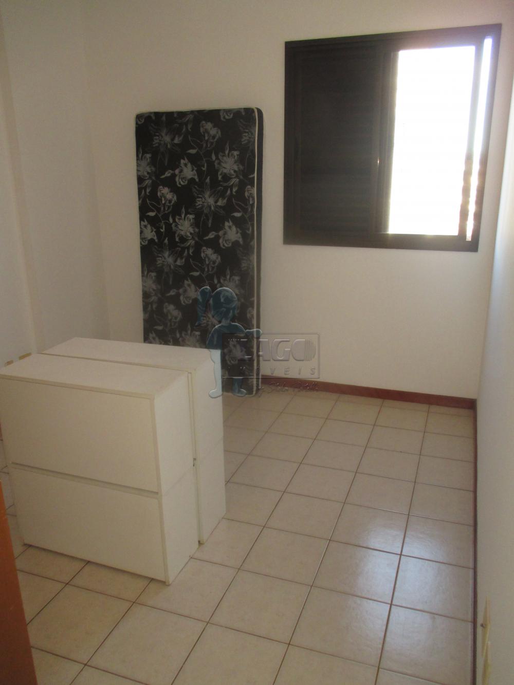 Alugar Apartamentos / Padrão em Ribeirão Preto R$ 1.200,00 - Foto 13