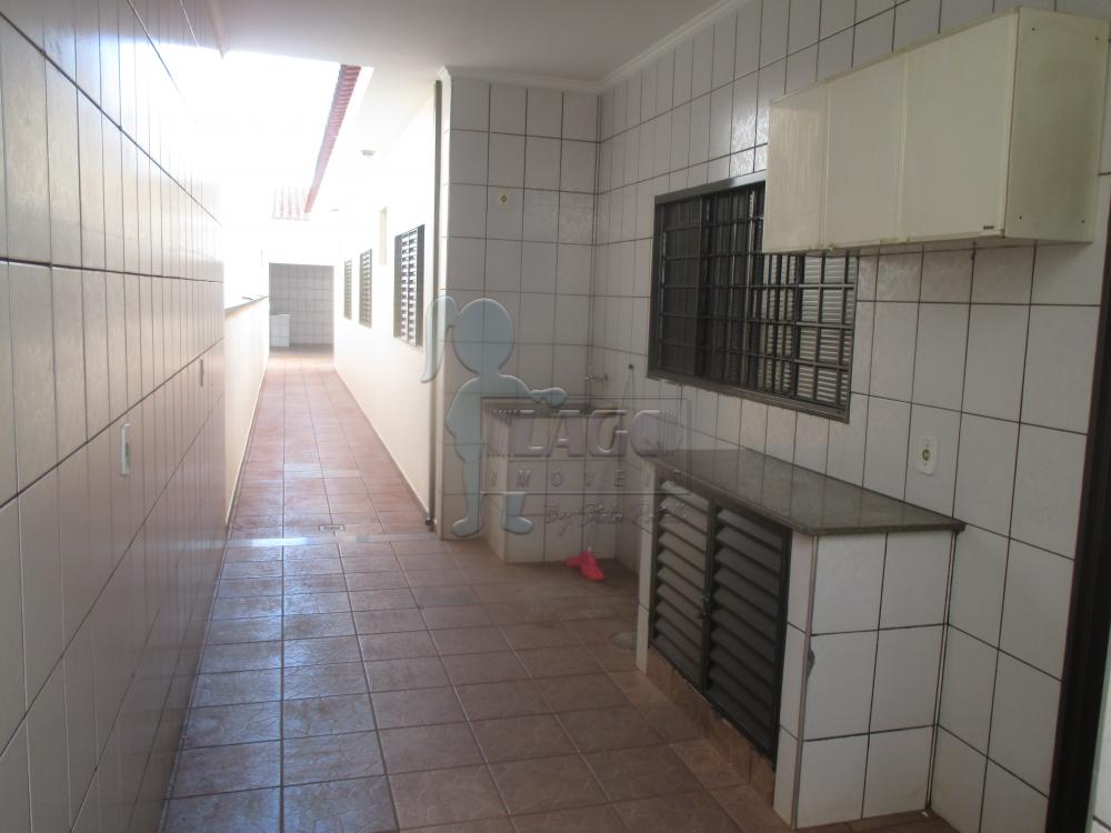 Alugar Casas / Padrão em Ribeirão Preto R$ 2.600,00 - Foto 16
