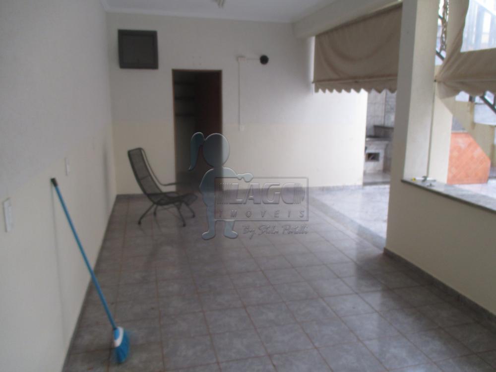 Alugar Casas / Padrão em Ribeirão Preto R$ 2.000,00 - Foto 16