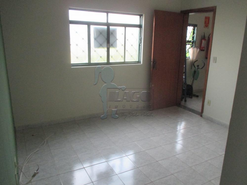 Alugar Apartamentos / Padrão em Ribeirão Preto R$ 650,00 - Foto 3