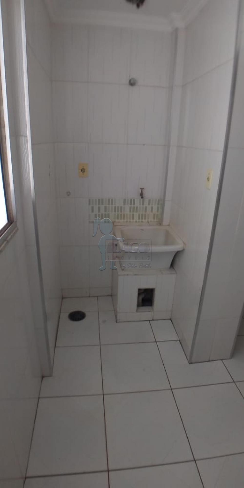 Alugar Apartamentos / Padrão em Ribeirão Preto R$ 1.000,00 - Foto 12