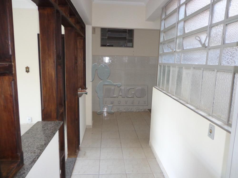 Alugar Apartamentos / Padrão em Ribeirão Preto R$ 850,00 - Foto 4