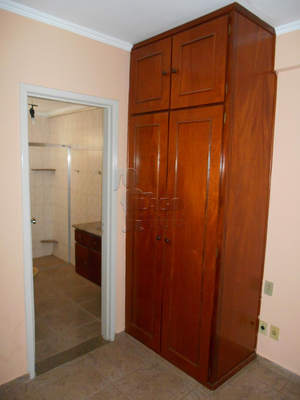 Alugar Apartamentos / Padrão em Ribeirão Preto R$ 800,00 - Foto 14