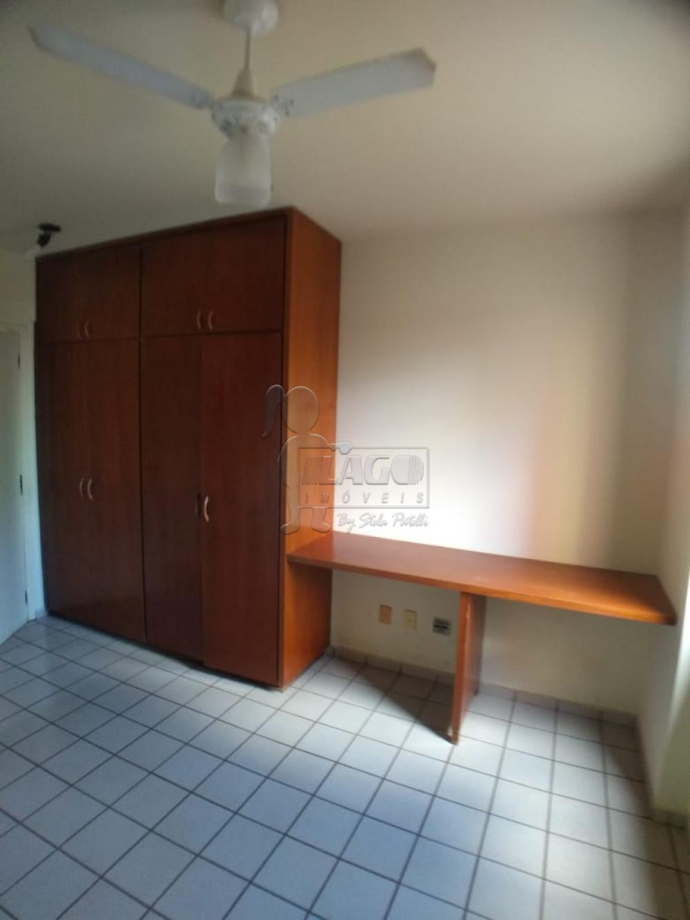 Alugar Apartamentos / Padrão em Ribeirão Preto R$ 750,00 - Foto 3