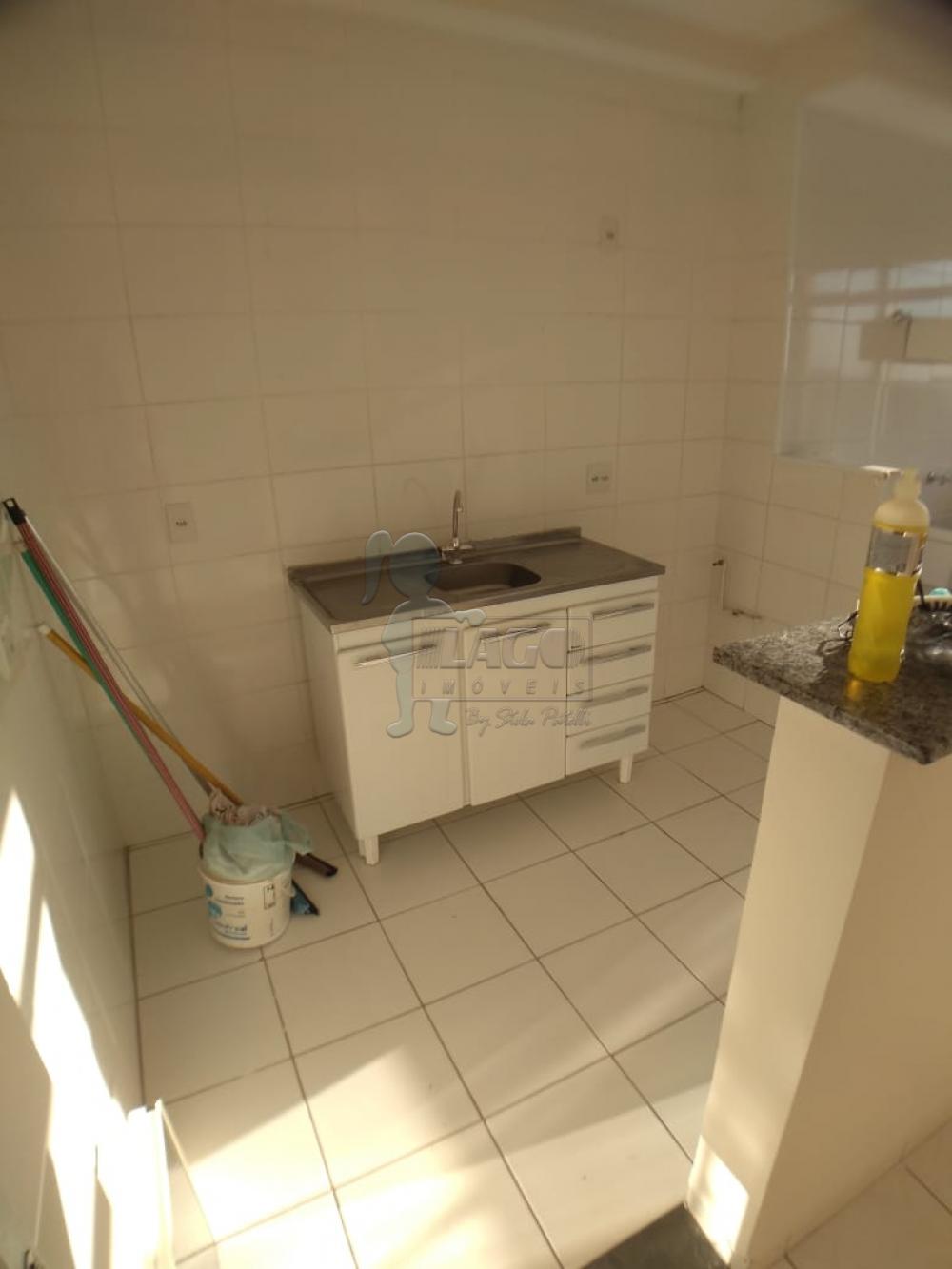 Alugar Apartamentos / Padrão em Ribeirão Preto R$ 860,00 - Foto 5