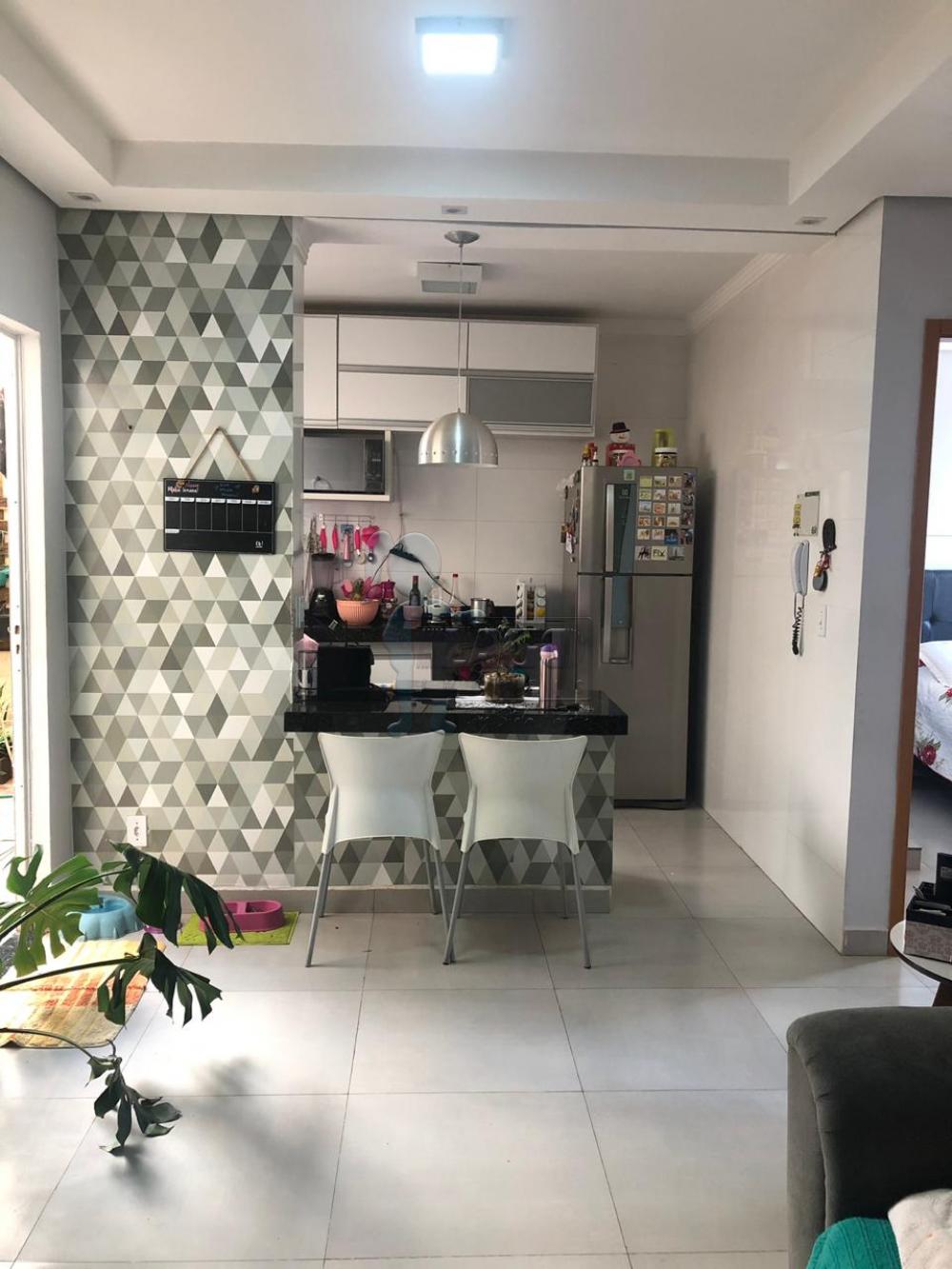 Comprar Apartamentos / Padrão em Ribeirão Preto R$ 175.000,00 - Foto 1