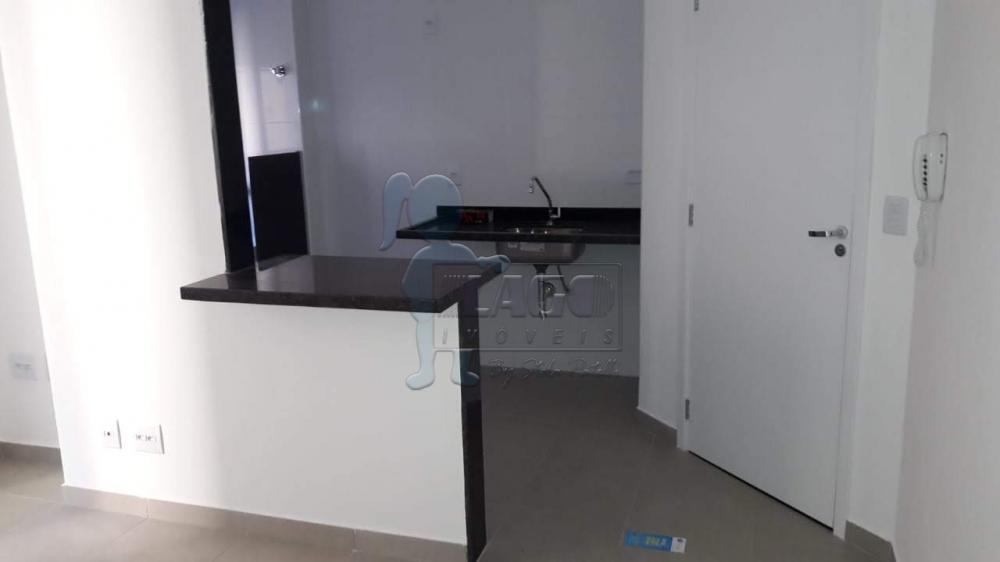 Comprar Apartamentos / Padrão em Ribeirão Preto R$ 220.000,00 - Foto 5