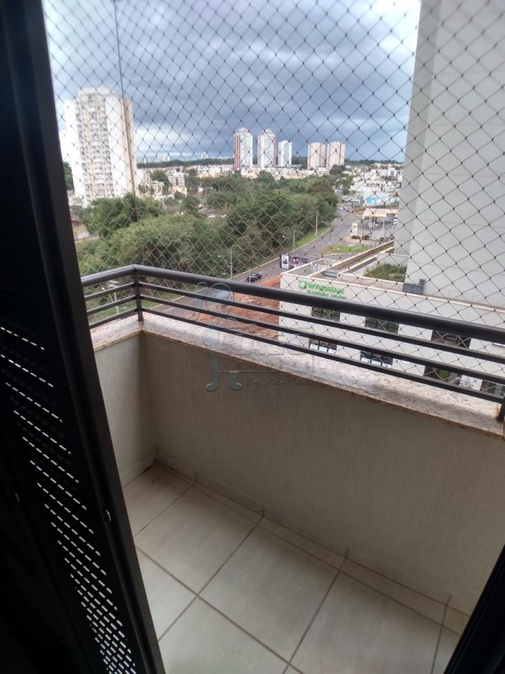 Alugar Apartamentos / Padrão em Ribeirão Preto R$ 1.800,00 - Foto 3