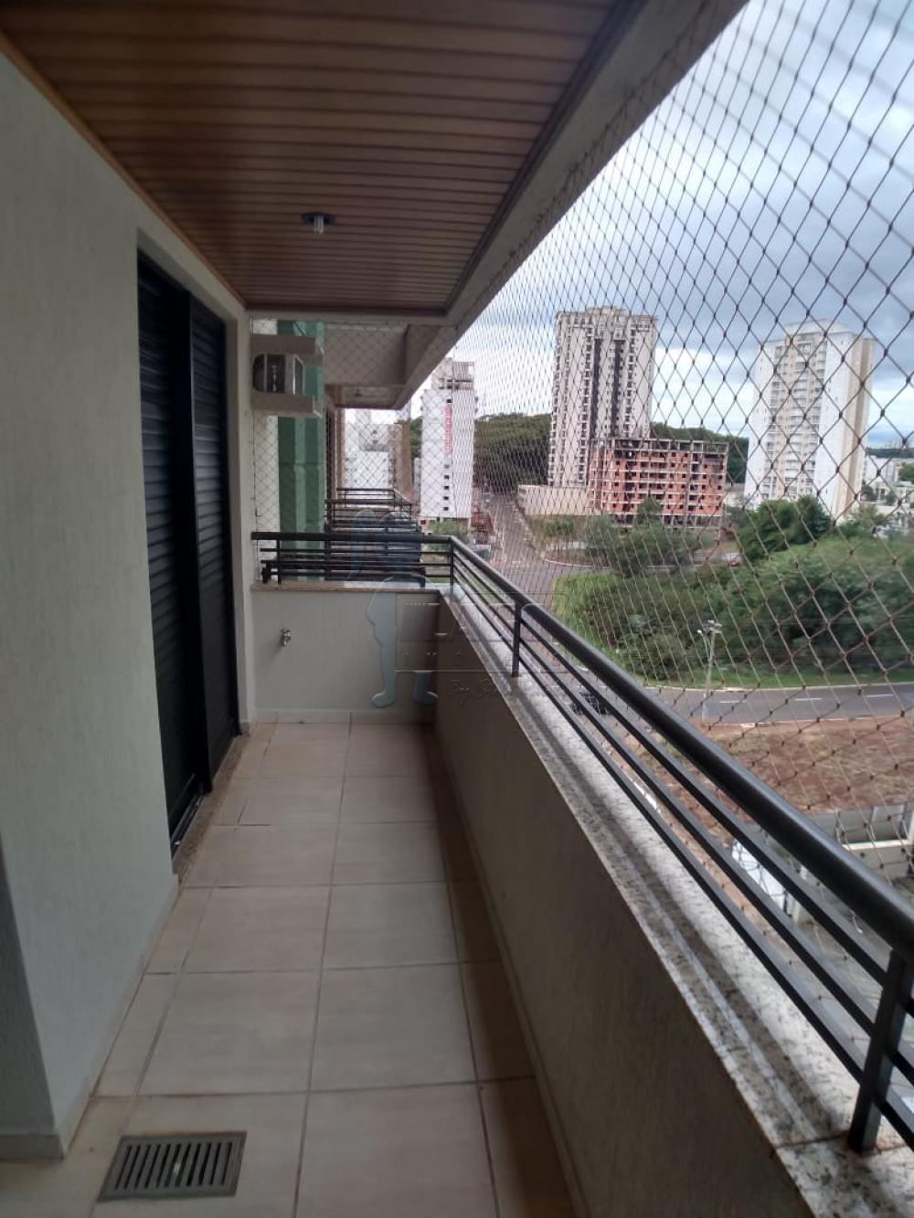 Alugar Apartamentos / Padrão em Ribeirão Preto R$ 1.800,00 - Foto 4