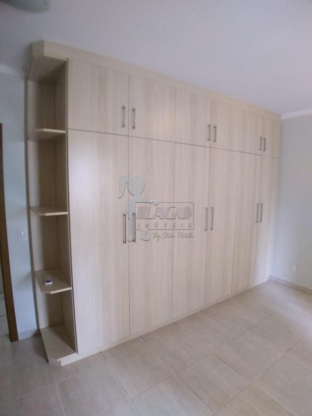 Alugar Apartamentos / Padrão em Ribeirão Preto R$ 1.800,00 - Foto 13