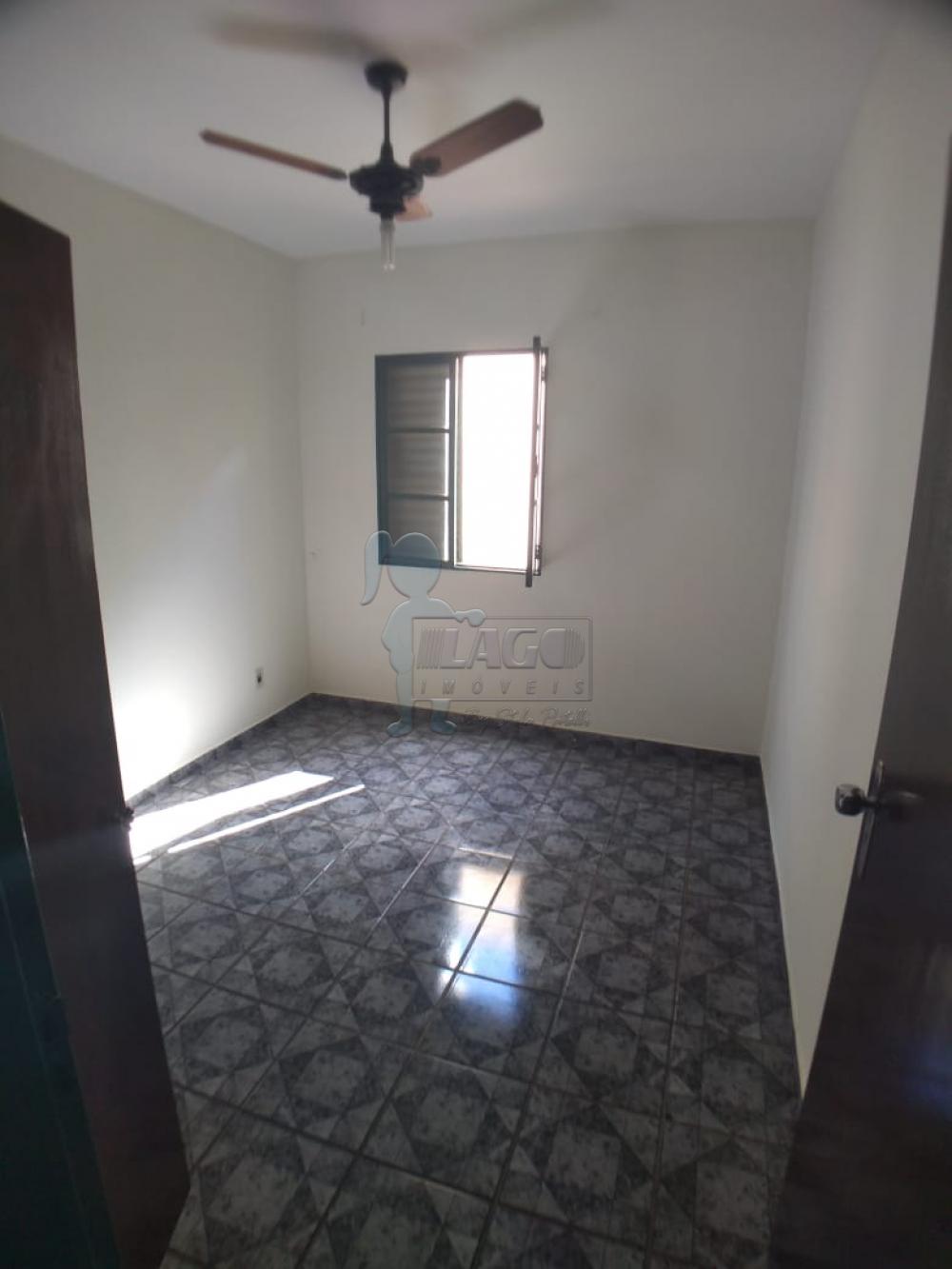 Alugar Apartamentos / Padrão em Ribeirão Preto R$ 600,00 - Foto 4