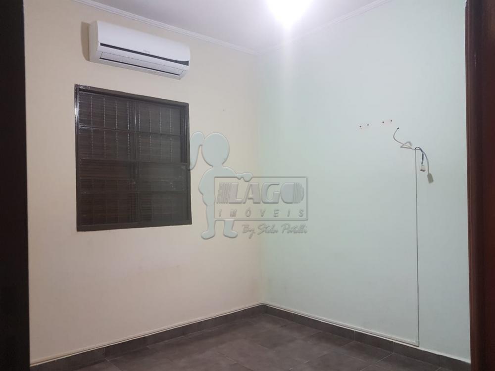 Alugar Casas / Padrão em Ribeirão Preto R$ 1.700,00 - Foto 9