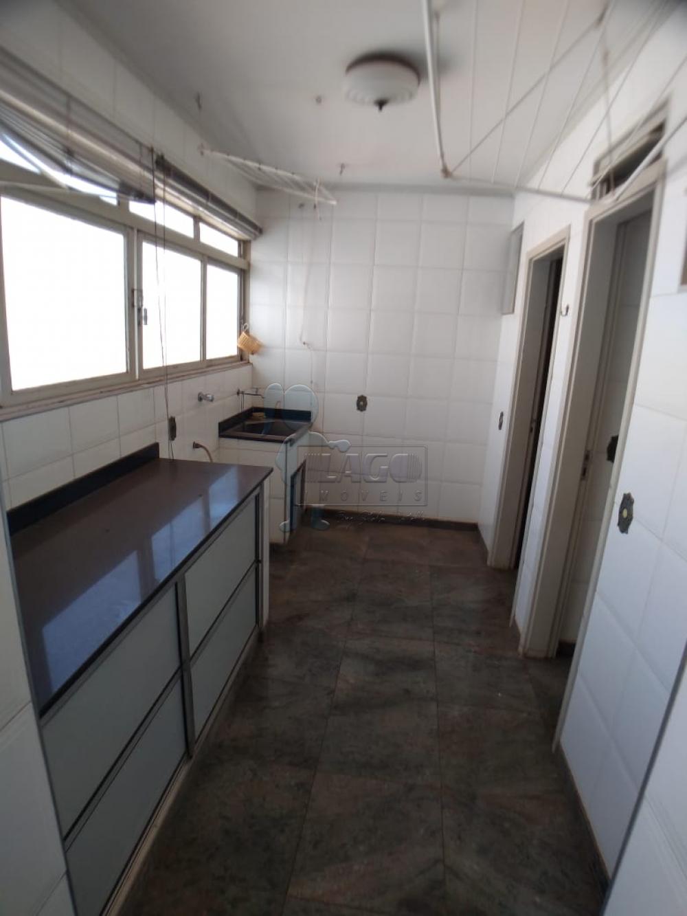 Alugar Apartamentos / Padrão em Ribeirão Preto R$ 1.300,00 - Foto 17