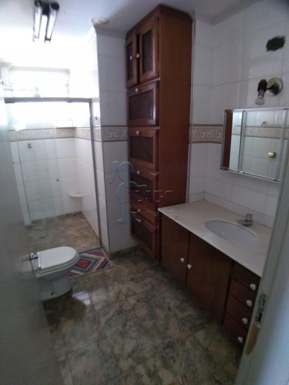 Alugar Apartamentos / Padrão em Ribeirão Preto R$ 1.300,00 - Foto 5