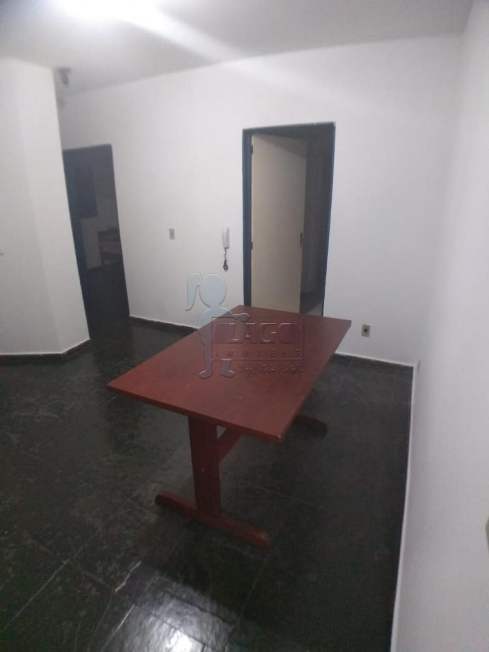 Alugar Apartamentos / Padrão em Ribeirão Preto R$ 750,00 - Foto 2