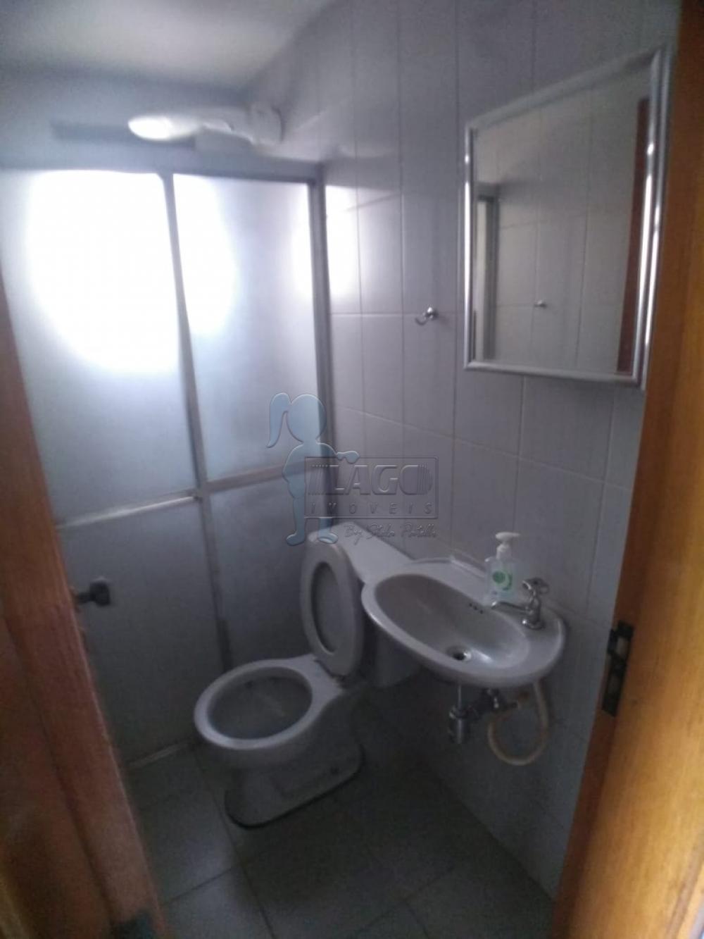 Alugar Apartamentos / Padrão em Ribeirão Preto R$ 1.800,00 - Foto 16