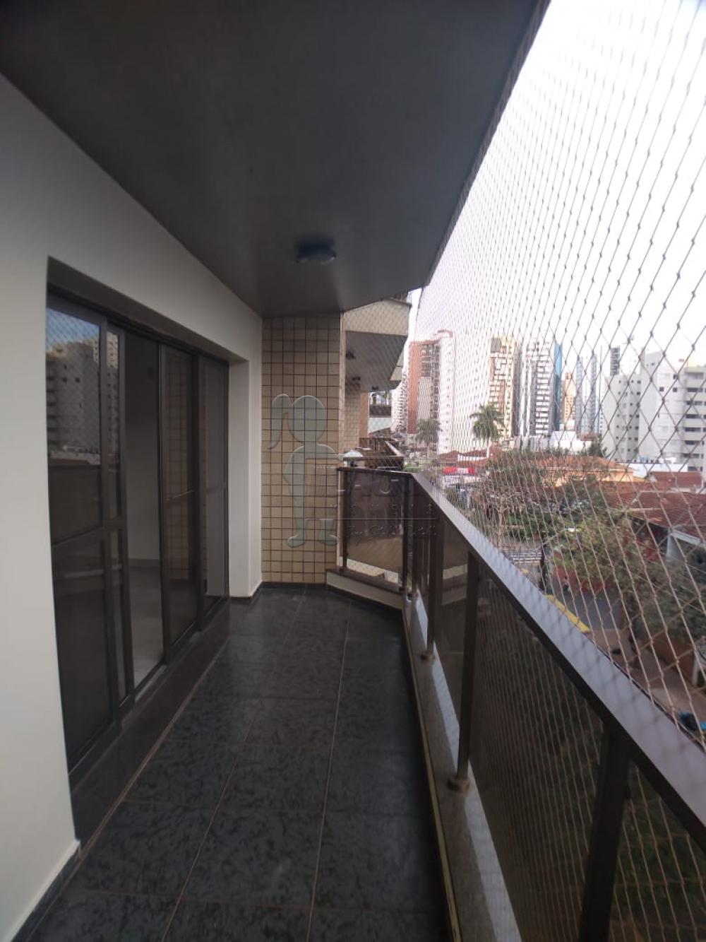 Alugar Apartamentos / Padrão em Ribeirão Preto R$ 1.800,00 - Foto 3