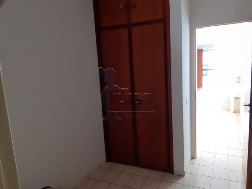 Alugar Apartamentos / Padrão em Ribeirão Preto R$ 1.500,00 - Foto 18