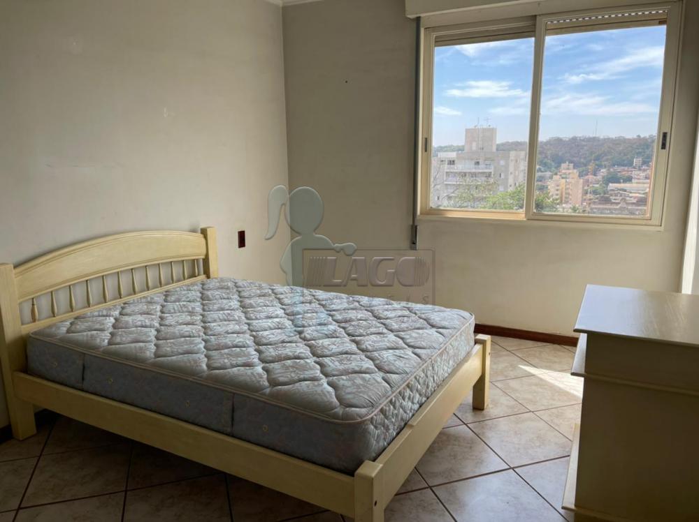 Alugar Apartamentos / Padrão em Ribeirão Preto R$ 1.200,00 - Foto 2