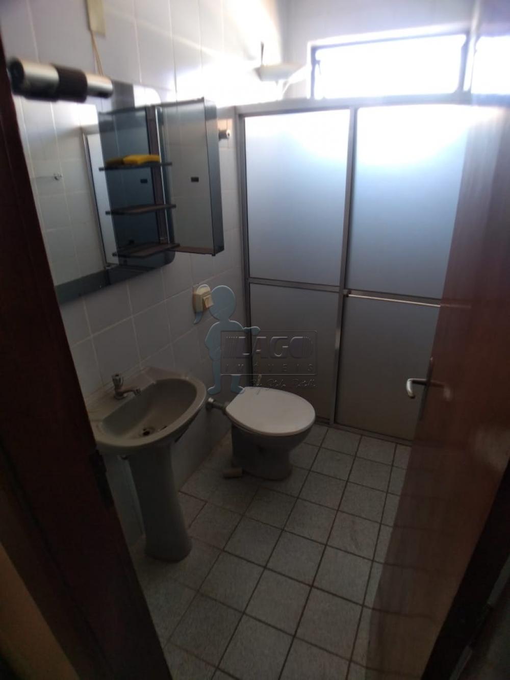 Alugar Apartamentos / Padrão em Ribeirão Preto R$ 1.180,00 - Foto 10