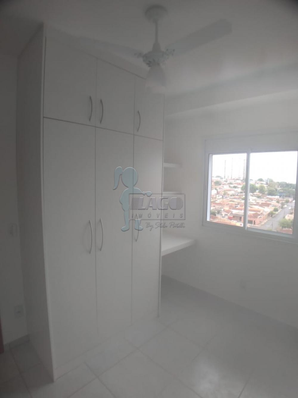 Comprar Apartamentos / Padrão em Ribeirão Preto R$ 300.000,00 - Foto 5