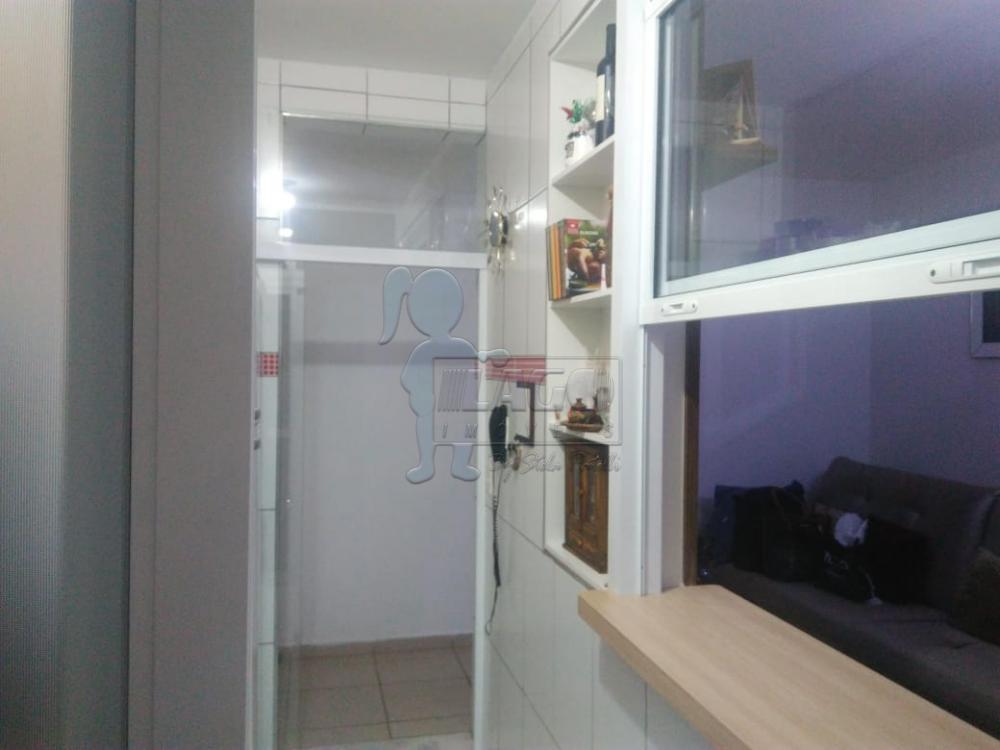 Comprar Apartamentos / Padrão em Ribeirão Preto R$ 180.000,00 - Foto 17