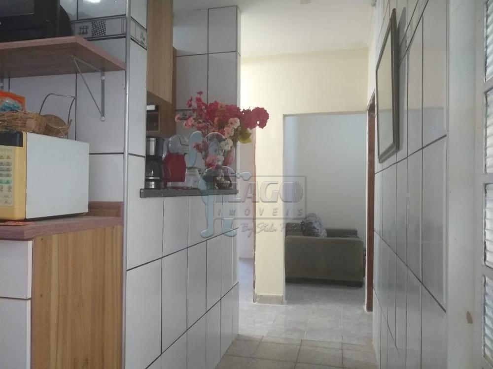 Alugar Casas / Padrão em Ribeirão Preto R$ 1.000,00 - Foto 4