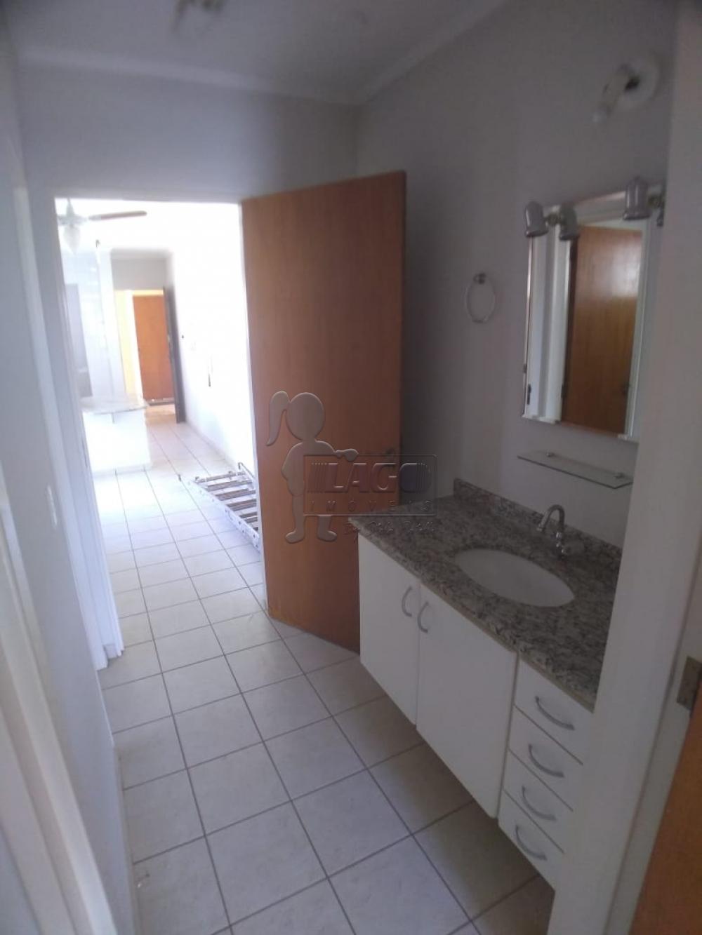 Alugar Apartamentos / Padrão em Ribeirão Preto R$ 700,00 - Foto 3