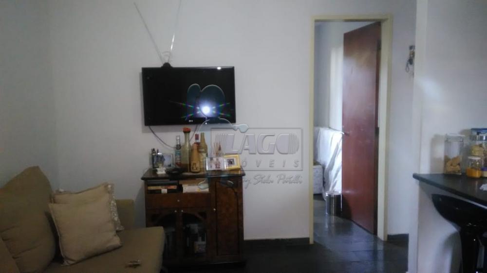 Comprar Apartamentos / Padrão em Ribeirão Preto R$ 112.000,00 - Foto 1