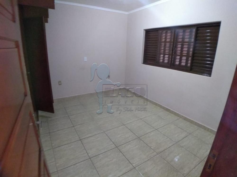 Alugar Casas / Padrão em Ribeirão Preto R$ 850,00 - Foto 3