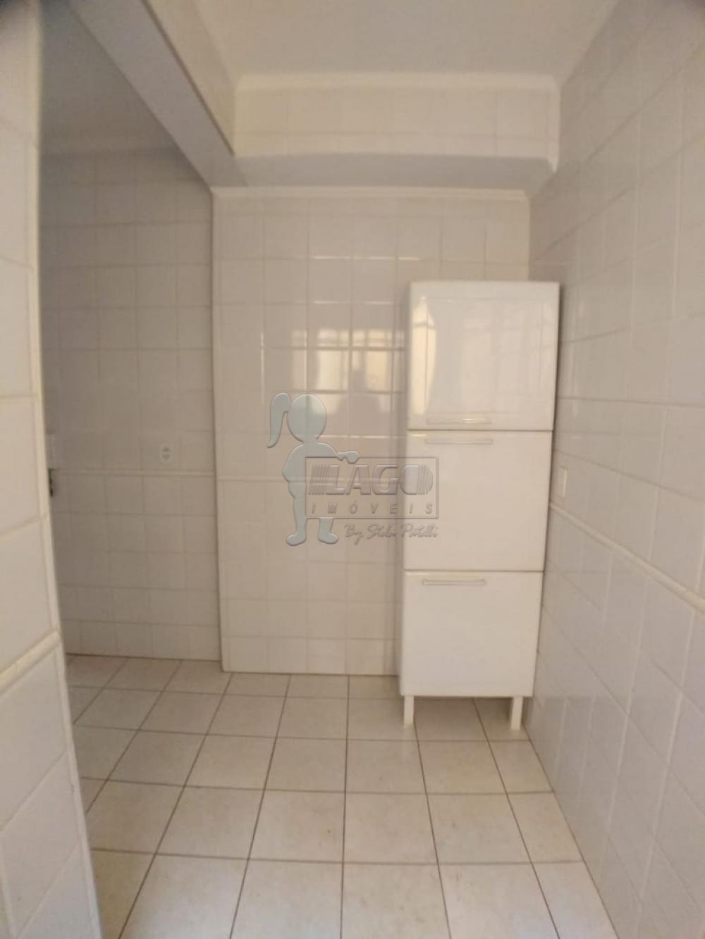 Alugar Apartamentos / Padrão em Ribeirão Preto R$ 800,00 - Foto 4