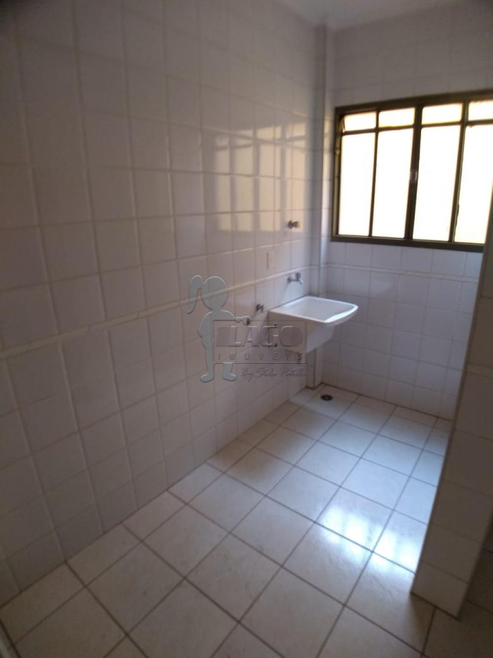 Alugar Apartamentos / Padrão em Ribeirão Preto R$ 800,00 - Foto 9