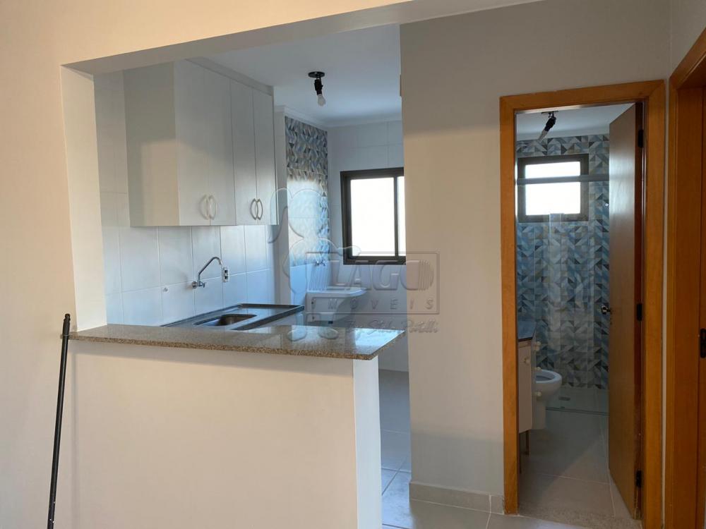 Alugar Apartamentos / Padrão em Ribeirão Preto R$ 950,00 - Foto 3