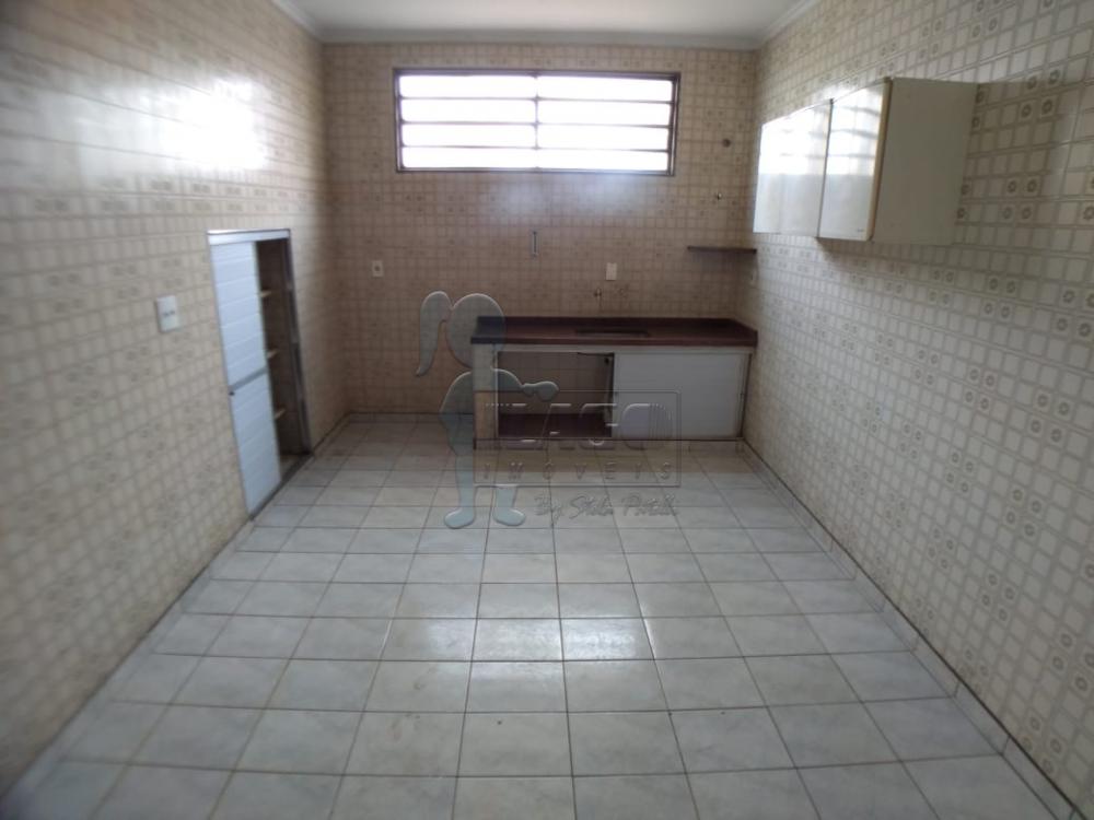 Alugar Casas / Padrão em Ribeirão Preto R$ 1.500,00 - Foto 14