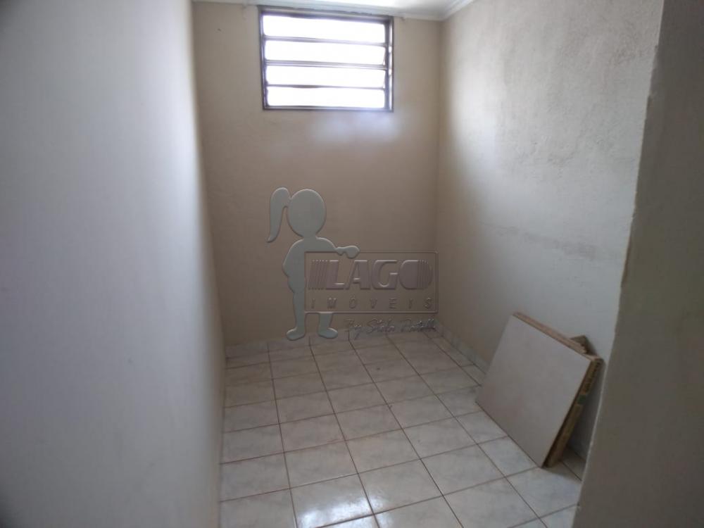 Alugar Casas / Padrão em Ribeirão Preto R$ 1.500,00 - Foto 18