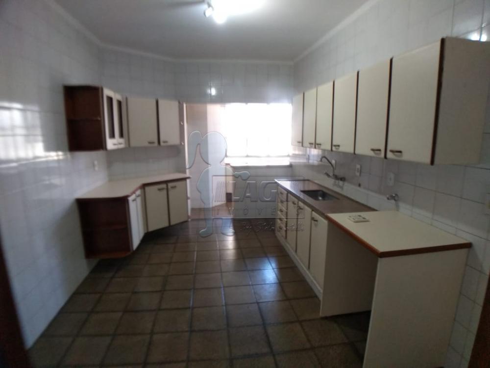 Alugar Apartamentos / Padrão em Ribeirão Preto R$ 1.700,00 - Foto 13