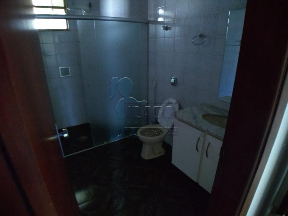 Alugar Apartamentos / Padrão em Ribeirão Preto R$ 1.700,00 - Foto 8