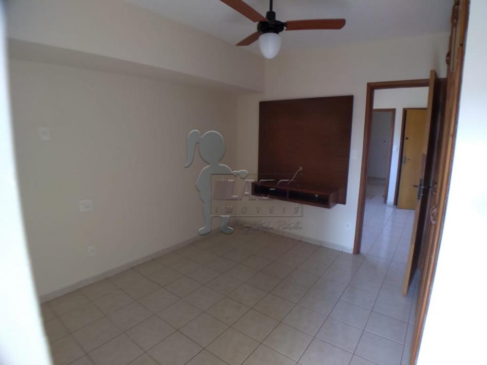 Alugar Apartamentos / Padrão em Ribeirão Preto R$ 850,00 - Foto 3