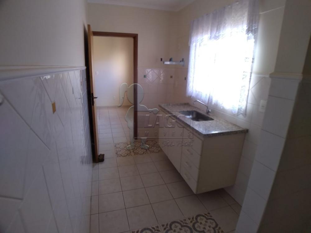 Alugar Apartamentos / Padrão em Ribeirão Preto R$ 850,00 - Foto 5