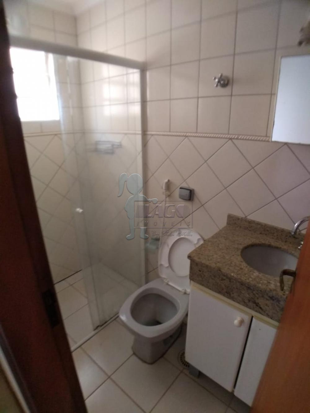 Alugar Apartamentos / Padrão em Ribeirão Preto R$ 1.000,00 - Foto 4